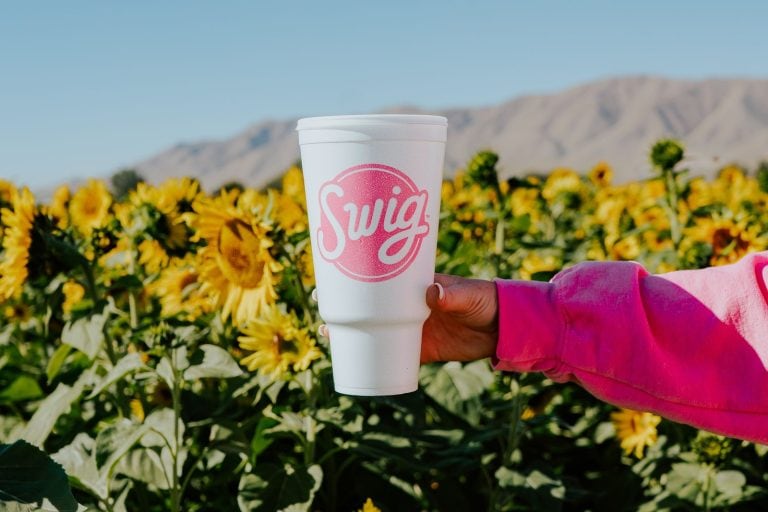 Product image of SWIG drink for Breast Cancer Cause